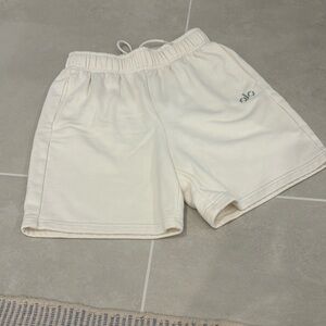 ALO Yoga Accolade Short